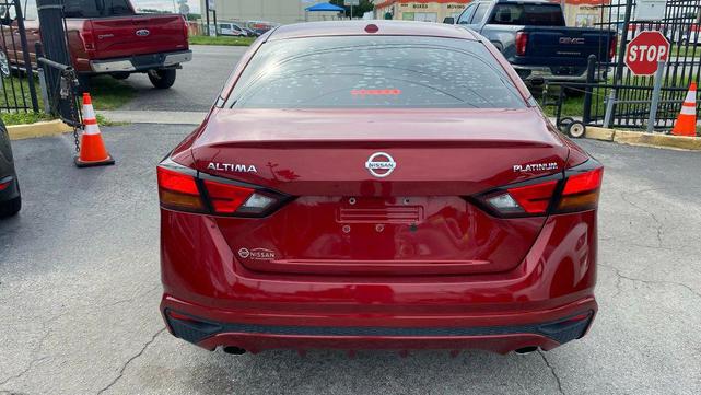 Photo of 2019 Scarlet Ember Tintcoat Nissan Altima