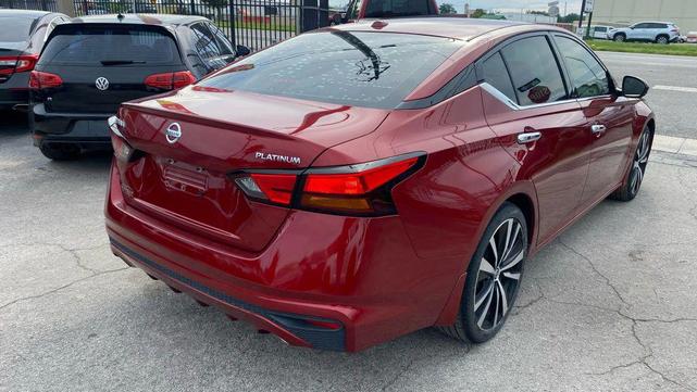 Photo of 2019 Scarlet Ember Tintcoat Nissan Altima