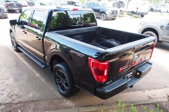 Photo of 2022 AGATE BLACK METALLIC Ford F-150