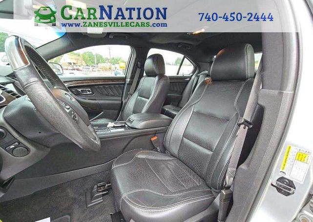 Photo of 2017 Ingot Silver Ford Taurus