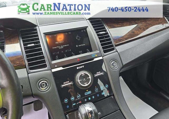 Photo of 2017 Ingot Silver Ford Taurus