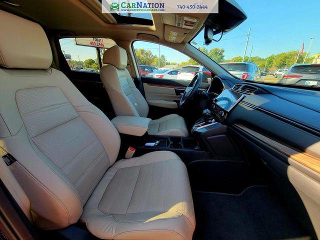 Photo of 2019 Molten Lava Pearl Honda CR-V