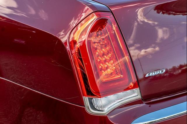 Photo of 2019 Velvet Red Pearlcoat Chrysler 300