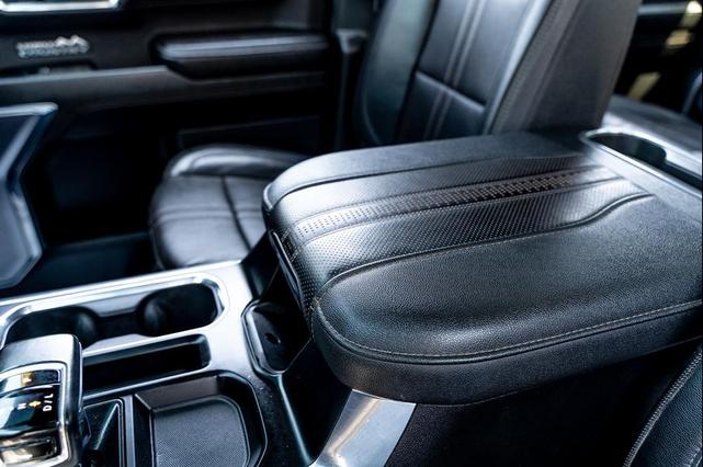Photo of 2023 Iridescent Pearl Tricoat Chevrolet Silverado 1500