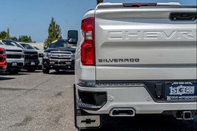 Photo of 2023 Iridescent Pearl Tricoat Chevrolet Silverado 1500