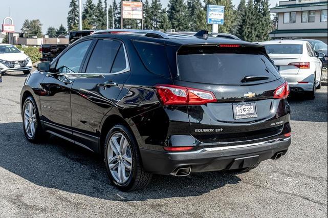 Photo of 2020 Mosaic Black Metallic Chevrolet Equinox