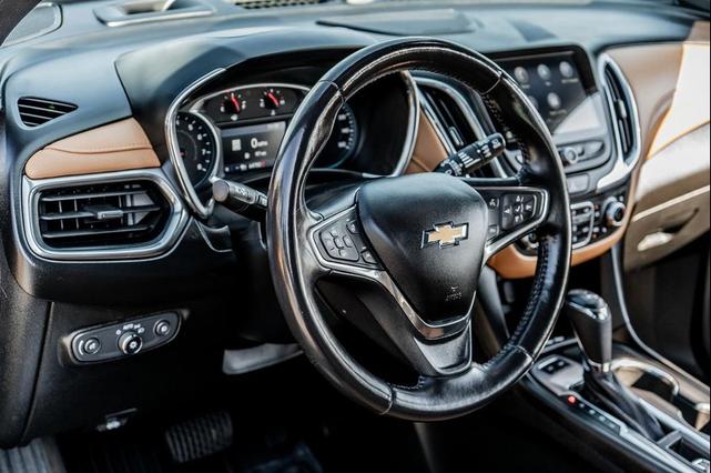 Photo of 2020 Mosaic Black Metallic Chevrolet Equinox