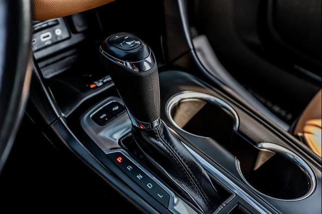 Photo of 2020 Mosaic Black Metallic Chevrolet Equinox
