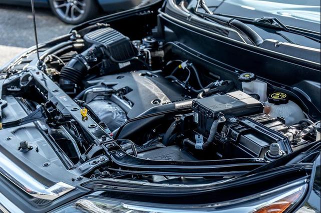 Photo of 2020 Mosaic Black Metallic Chevrolet Equinox