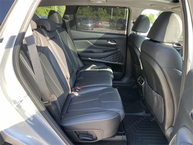 Photo of 2022 Silver Hyundai SANTA FE HEV