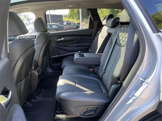 Photo of 2022 Silver Hyundai SANTA FE HEV