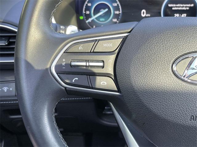 Photo of 2022 Silver Hyundai SANTA FE HEV