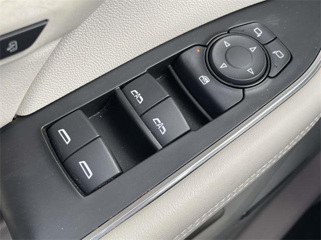Photo of 2023 Red Buick Envision