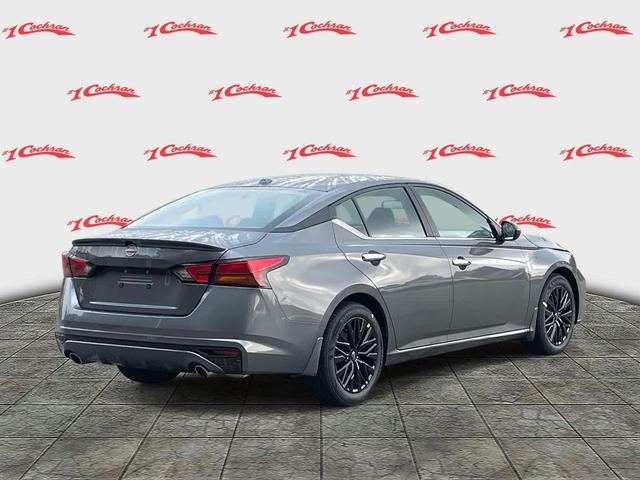 Photo of 2025 Gun Metallic Nissan Altima