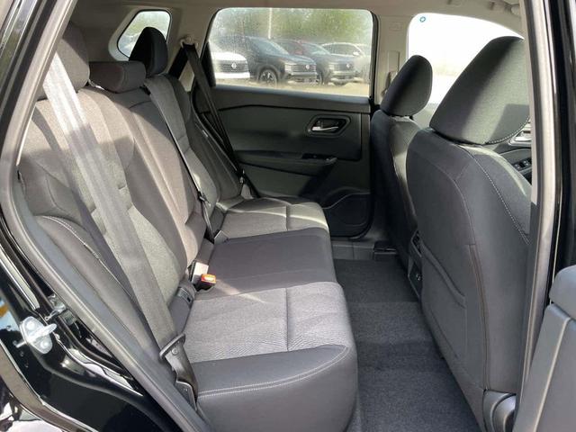 Photo of 2026 Super Black Nissan Rogue