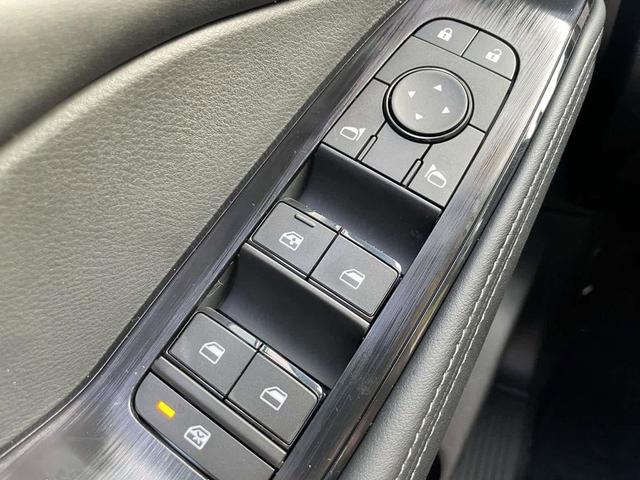 Photo of 2026 Super Black Nissan Rogue
