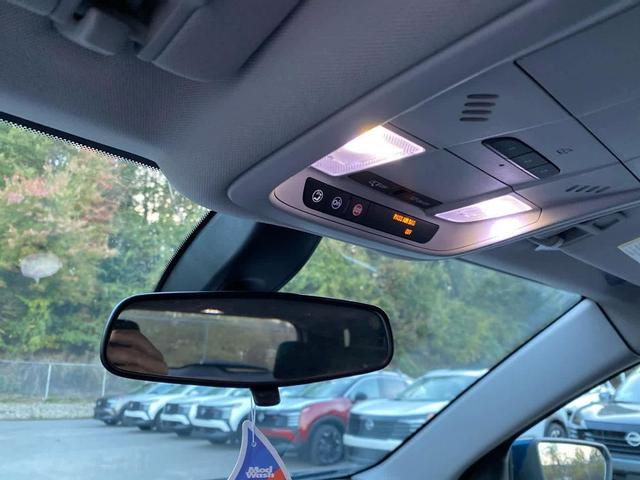 Photo of 2019 Pacific Blue Metallic Chevrolet Equinox