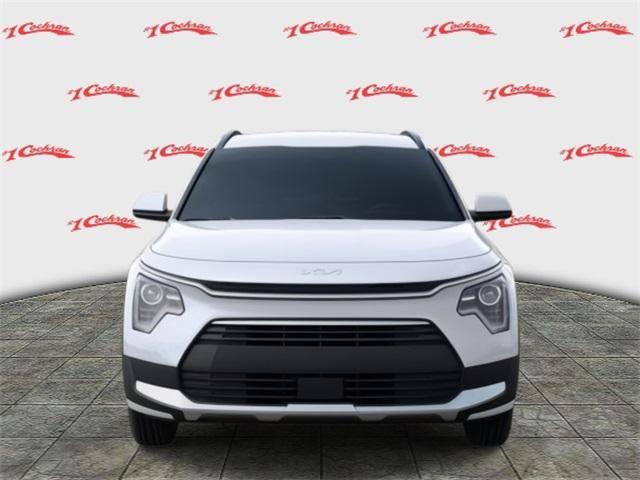 Photo of 2025 White Kia Niro