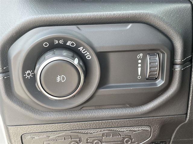 Photo of 2024 Bright White Clearcoat Jeep Wrangler