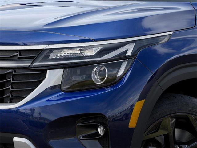 Photo of 2026 Blue Kia Seltos
