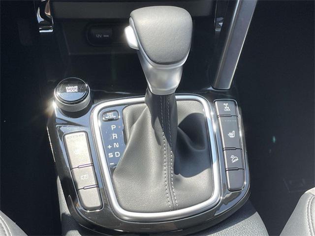 Photo of 2025 Gravity Gray Kia Seltos