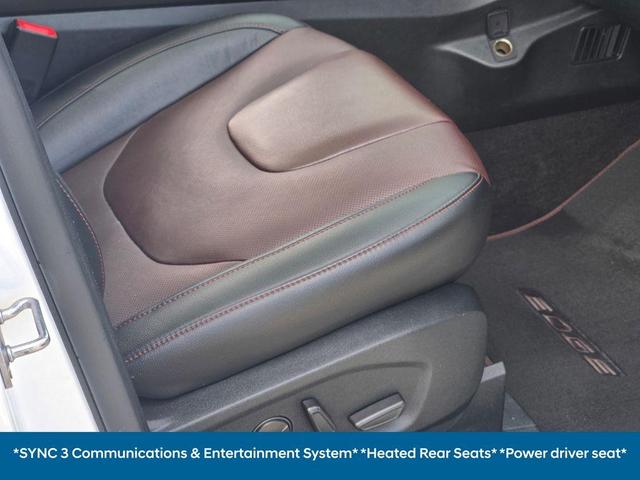 Photo of 2020 White Ford Edge