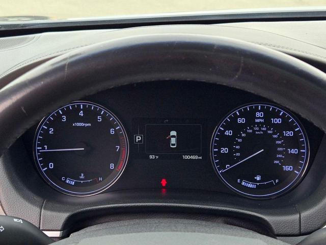 Photo of 2015 Empire State Gray Hyundai Genesis