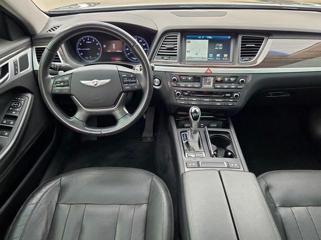 Photo of 2015 Empire State Gray Hyundai Genesis