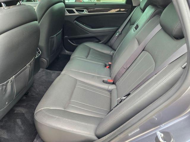 Photo of 2015 Empire State Gray Hyundai Genesis