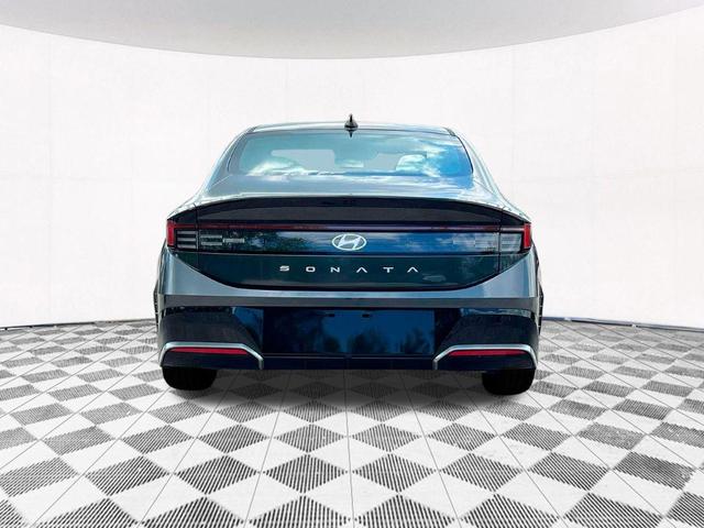 Photo of 2024 Portofino Gray Hyundai SONATA