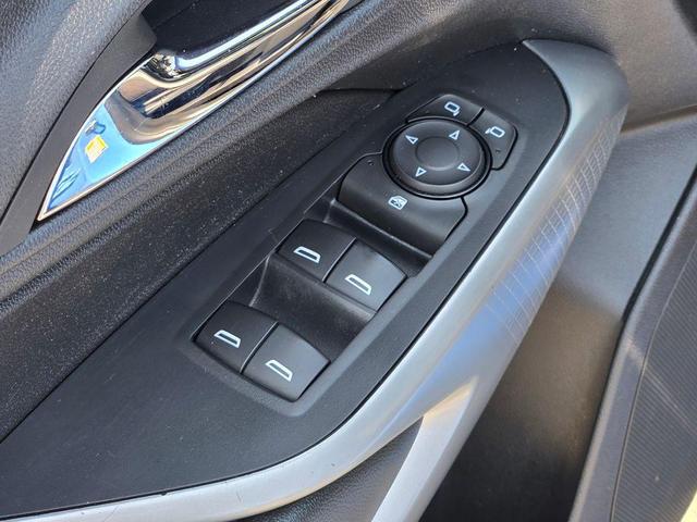 Photo of 2024 Fountain Blue Chevrolet Trax