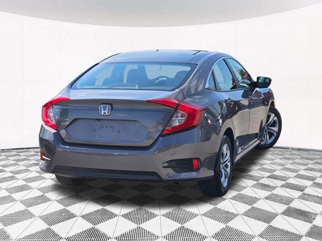 Photo of 2017 Sonic Gray Pearl Honda Civic