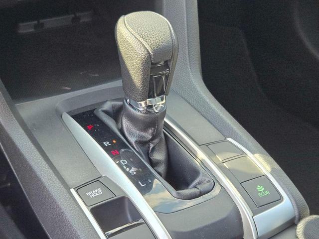 Photo of 2017 Sonic Gray Pearl Honda Civic