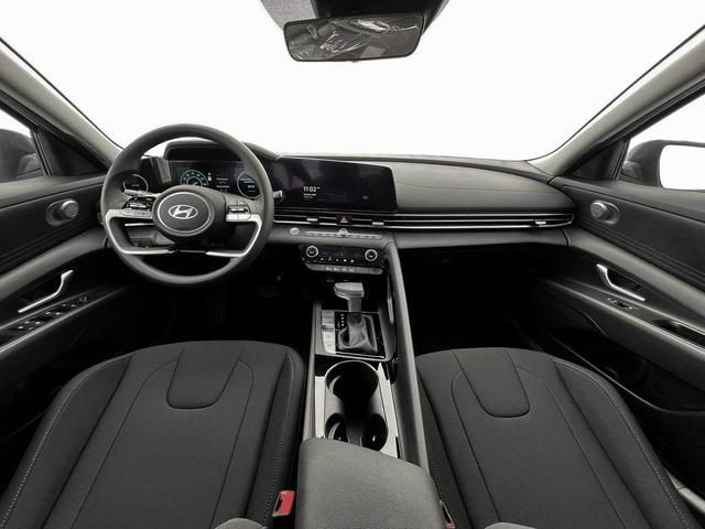 Photo of 2025 Metal Hyundai ELANTRA HEV
