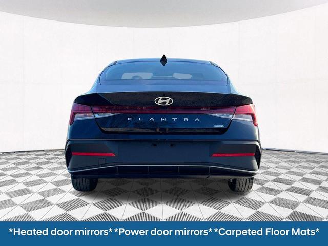 Photo of 2025 Black Hyundai ELANTRA HEV