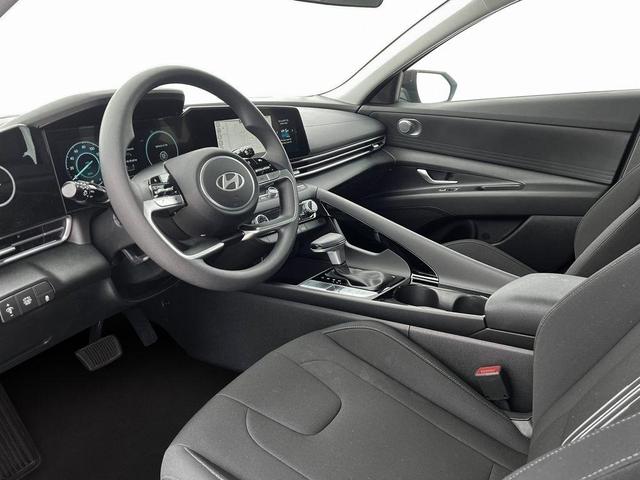 Photo of 2025 Black Hyundai ELANTRA HEV