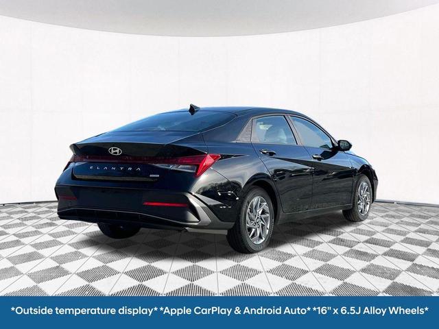 Photo of 2025 Black Hyundai ELANTRA HEV