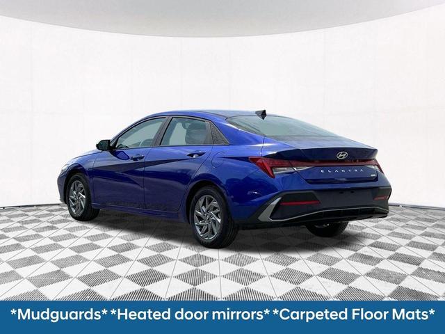 Photo of 2025 Intense Blue Hyundai ELANTRA HEV