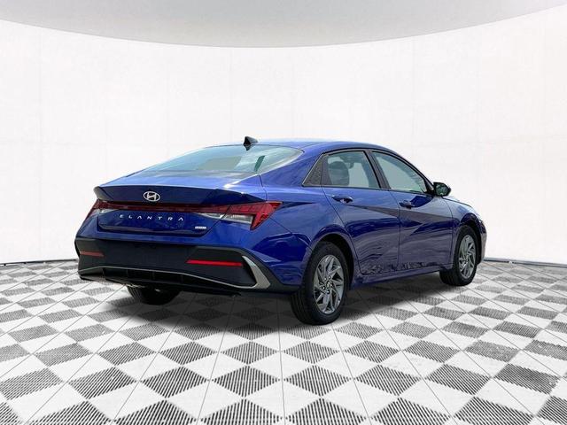 Photo of 2025 Intense Blue Hyundai ELANTRA HEV
