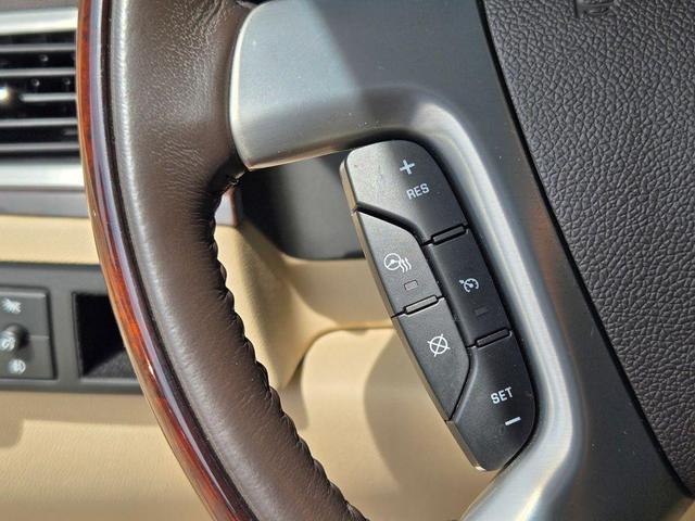 Photo of 2007 Gold Mist Cadillac Escalade