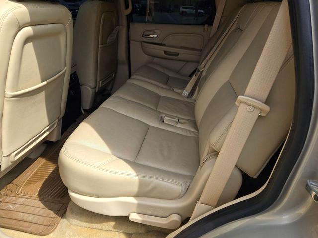 Photo of 2007 Gold Mist Cadillac Escalade