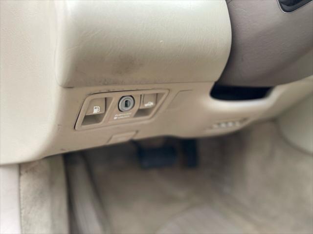 Photo of 1995 Gold Lexus SC 400
