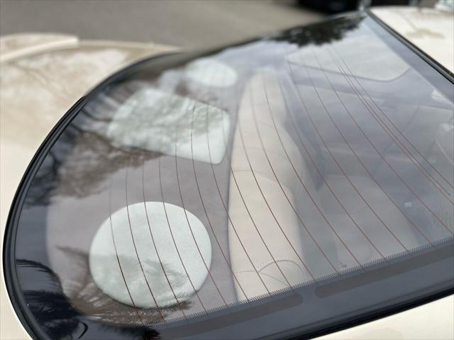Photo of 1995 Gold Lexus SC 400