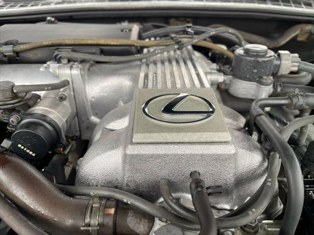 Photo of 1995 Gold Lexus SC 400