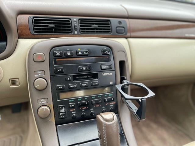 Photo of 1995 Gold Lexus SC 400