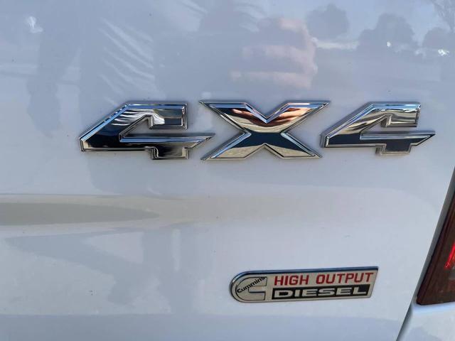 Photo of 2012 Bright White Clearcoat RAM 2500