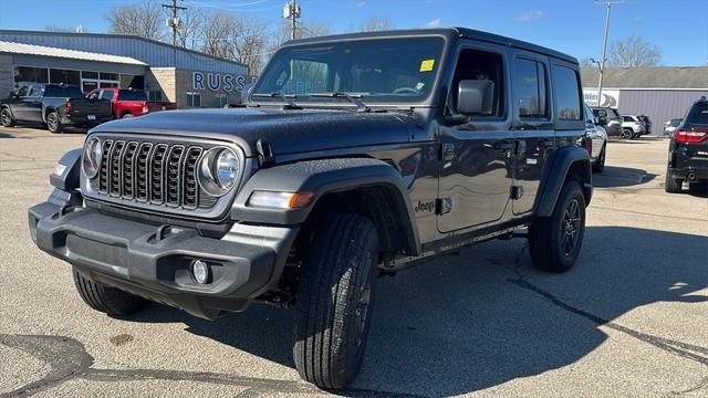 Photo of 2025 Granite Crystal Metallic Clearcoat Jeep Wrangler