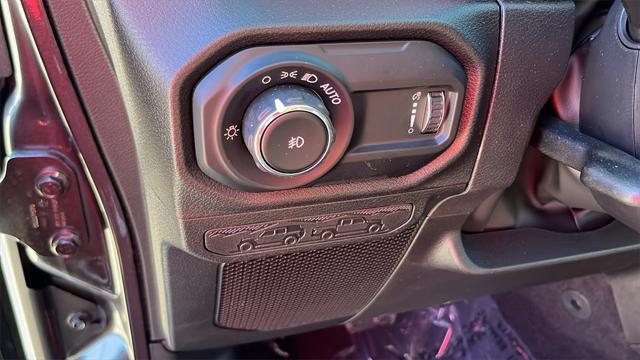 Photo of 2025 Granite Crystal Metallic Clearcoat Jeep Wrangler