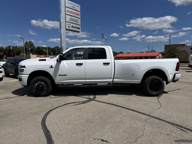 Photo of 2025 Bright White Clearcoat RAM 3500
