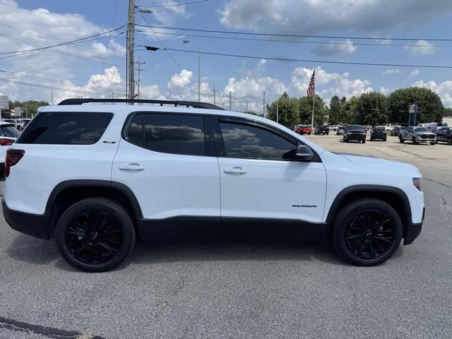 Photo of 2023 Summit White GMC Acadia